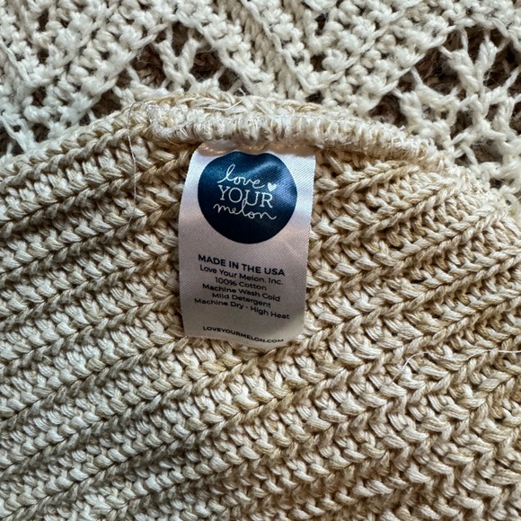 Love Your Melon Two Pack Tan Knit Beanie & White Knit Beanie Thick Crochet - Picture 6 of 8